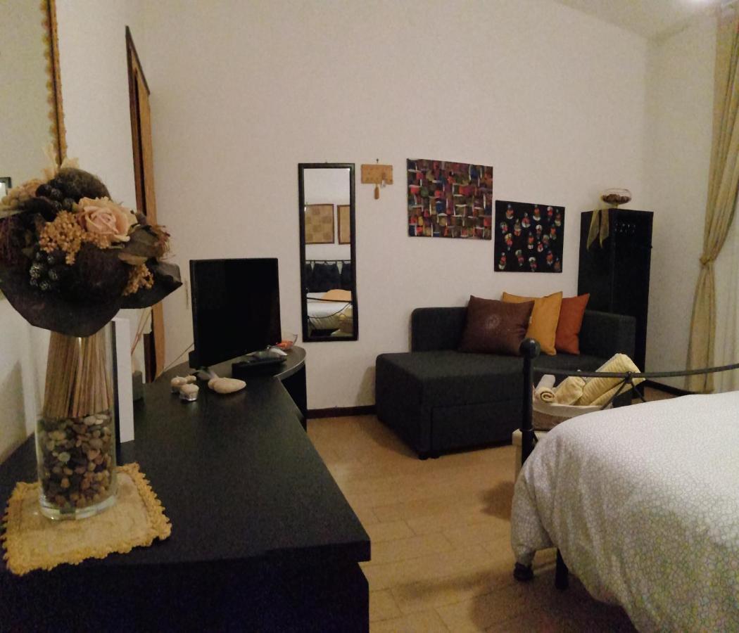 L'Approdo Del Re Apartamento Caserta Exterior foto