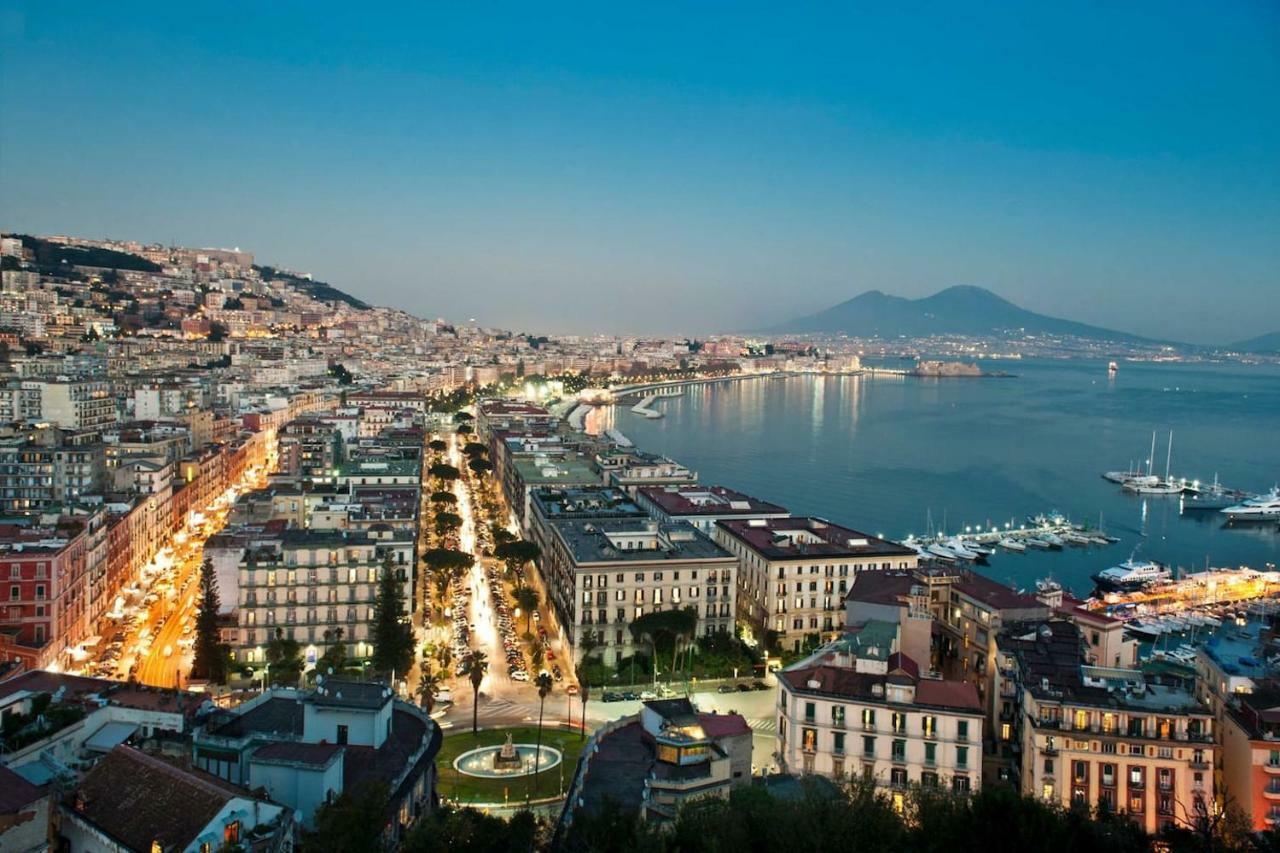 L'Approdo Del Re Apartamento Caserta Exterior foto